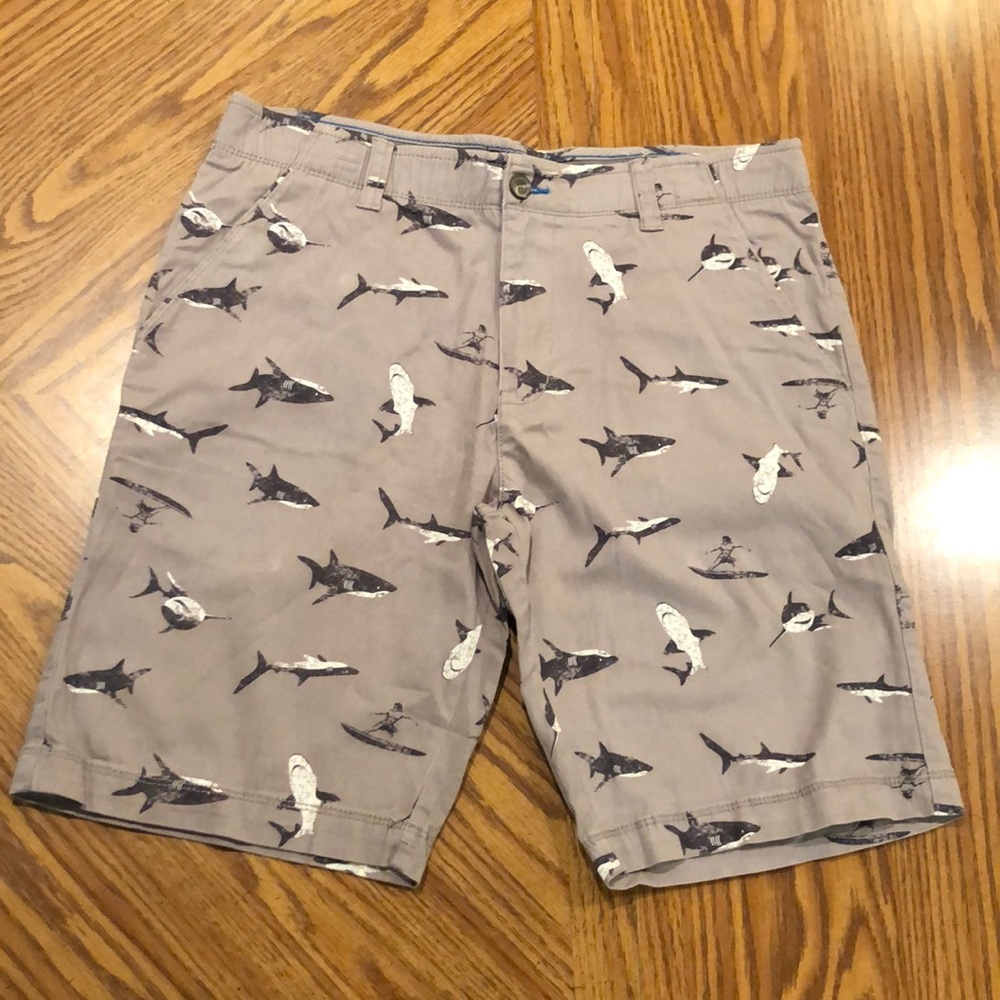 Bailey’s PT. Casual Shark Shorts